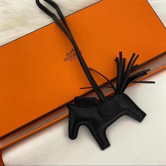 HERMES Milo Lambskin SO BLACK Rodeo Bag Charm - Picture 5 of 9